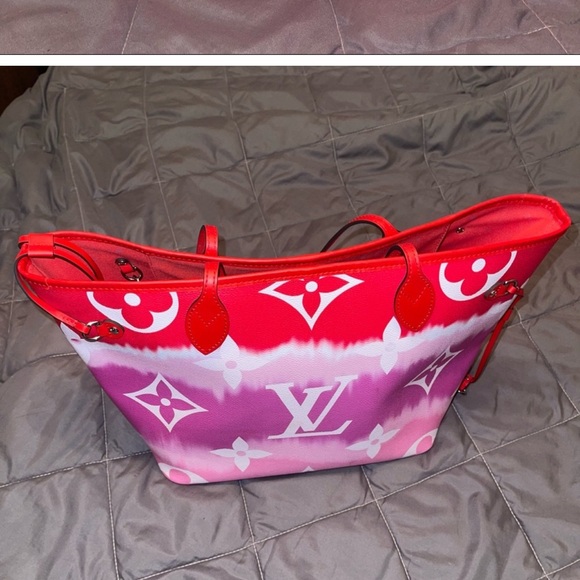 Louis Vuitton Red and Pink Tote Bag - Picture 1 of 3